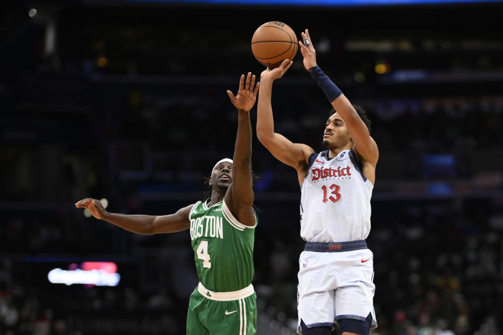 中脱颖而出 中脱颖而出