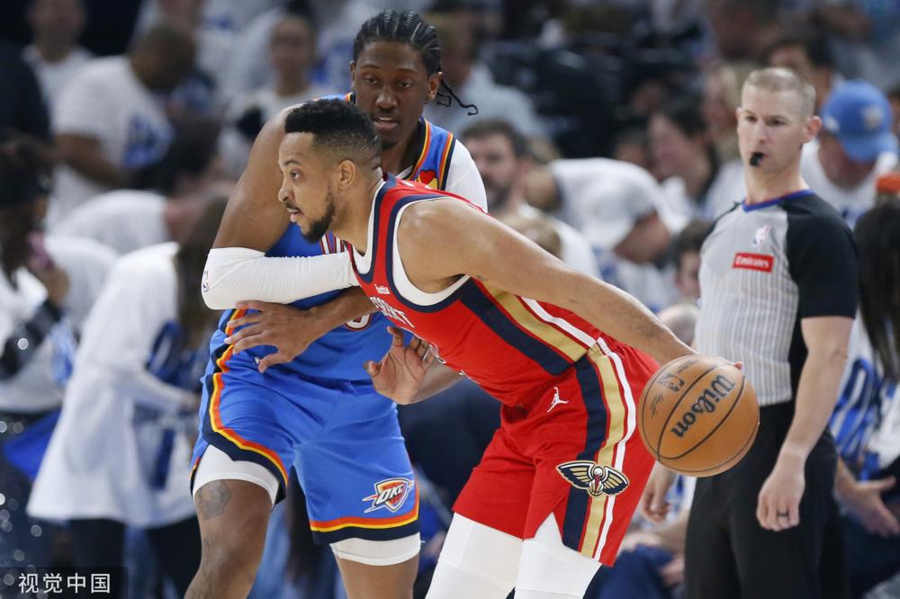 坛占据了一 坛占据了一