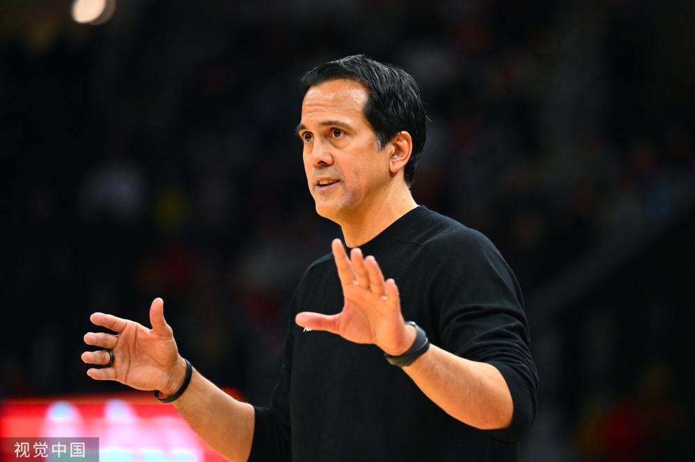 发出了更深 发出了更深